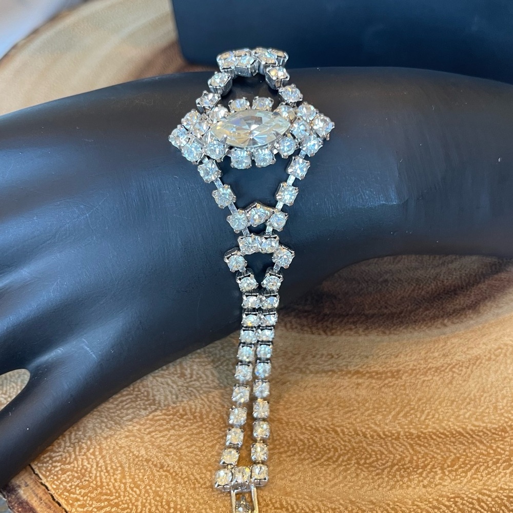 Vintage 1950’s Old Hollywood Clear Prong Set Rhinestone Line Bracelet W/ Marquis